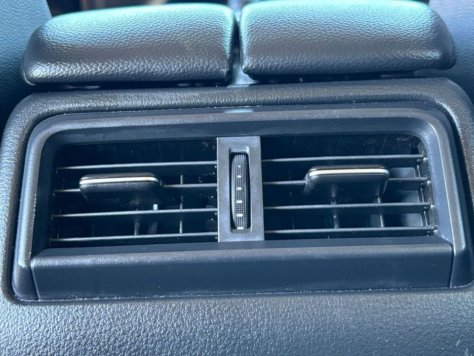 2026 Mazda CX-50 - Image 26 of 31