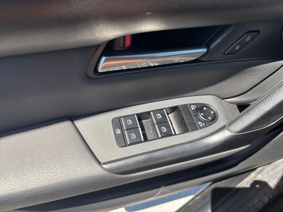 2026 Mazda CX-50 - Image 20 of 31