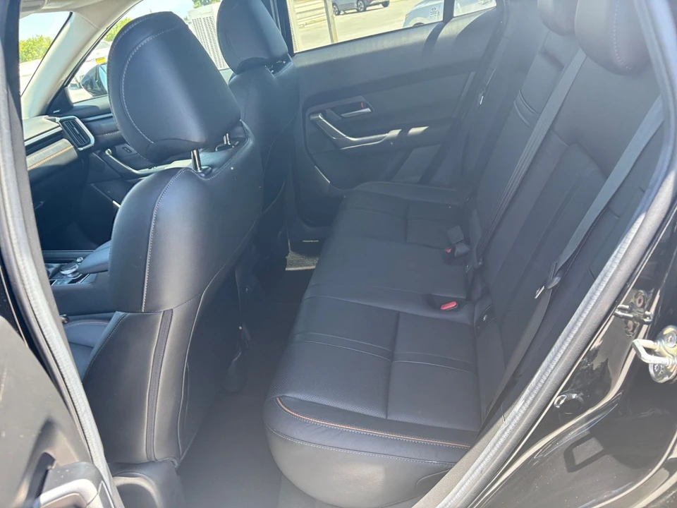 2026 Mazda CX-50 - Image 29 of 31