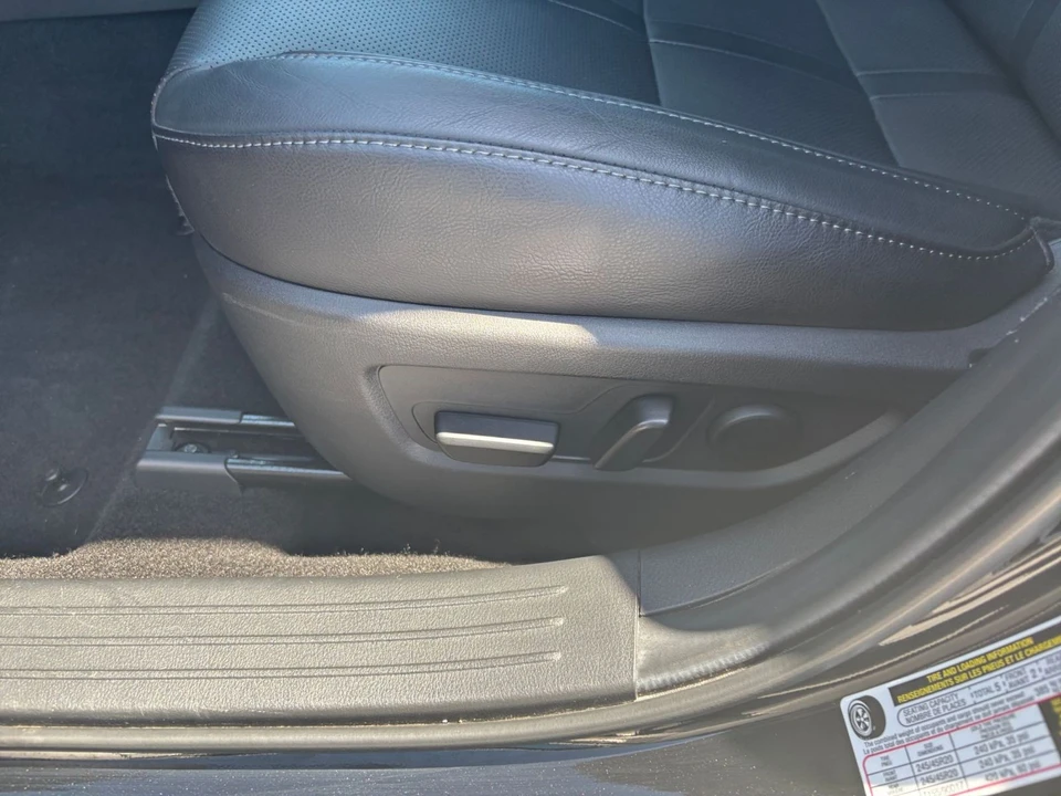 2026 Mazda CX-50 - Image 24 of 31