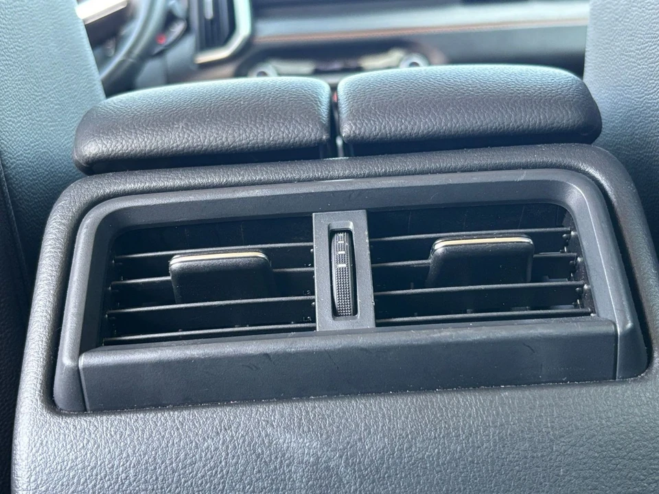 2026 Mazda CX-50 - Image 26 of 31