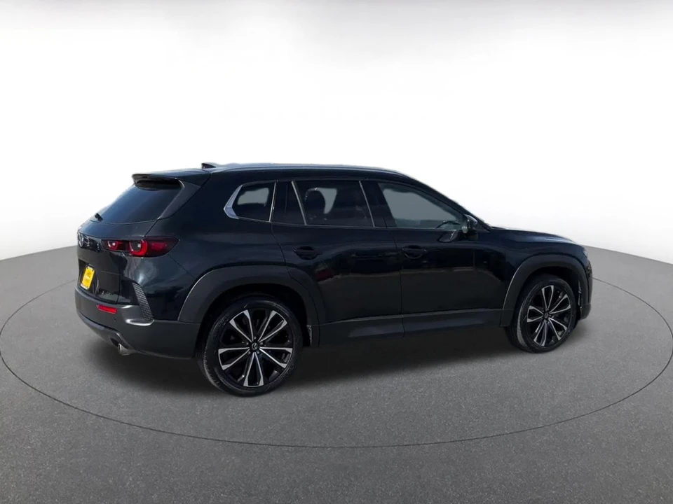 2026 Mazda CX-50 - Image 16 of 31