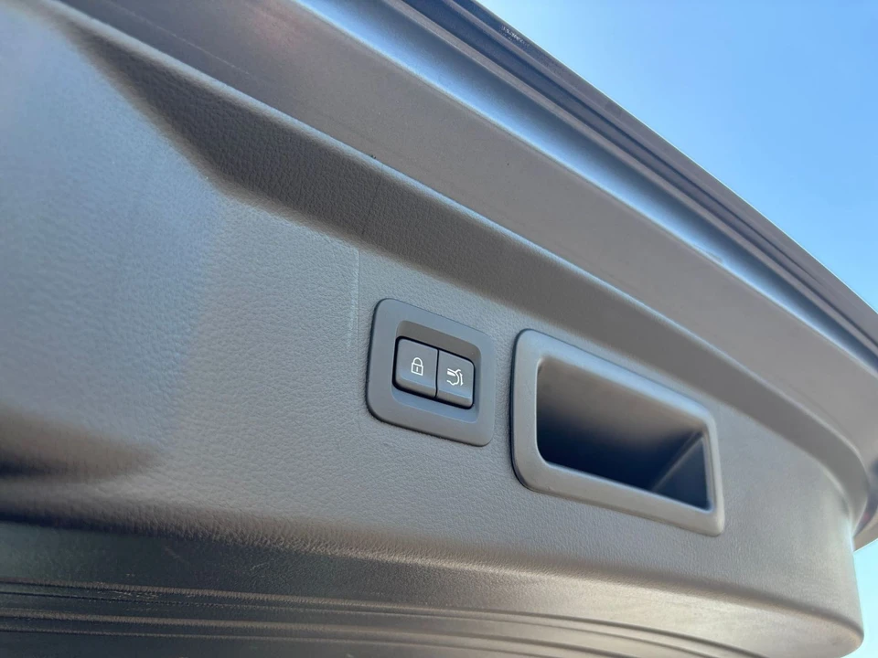 2026 Mazda CX-50 - Image 26 of 31