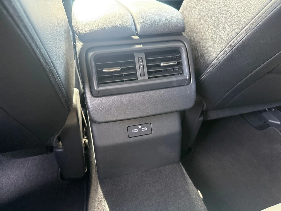 2026 Mazda CX-50 - Image 27 of 31