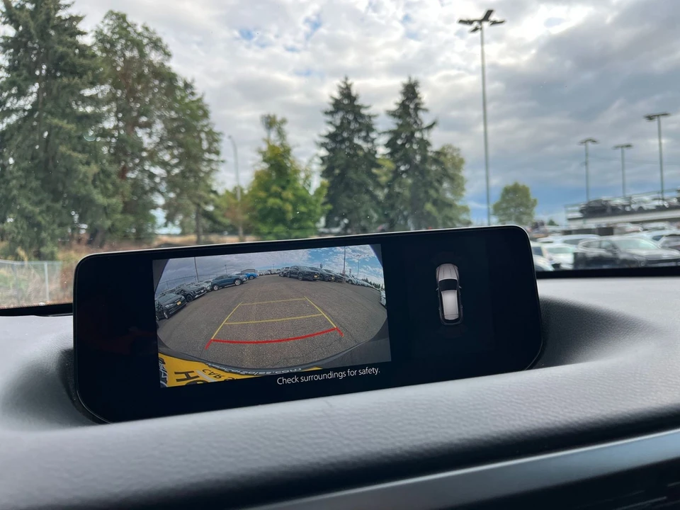 2026 Mazda CX-50 - Image 27 of 31