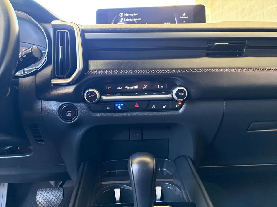 2026 Mazda CX-50 - Image 21 of 31