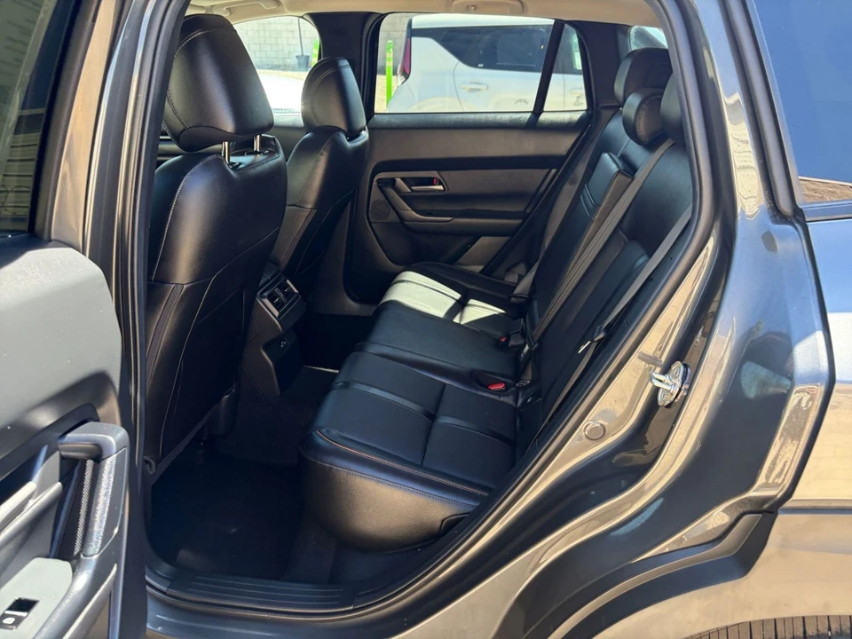 2026 Mazda CX-50 - Image 27 of 31