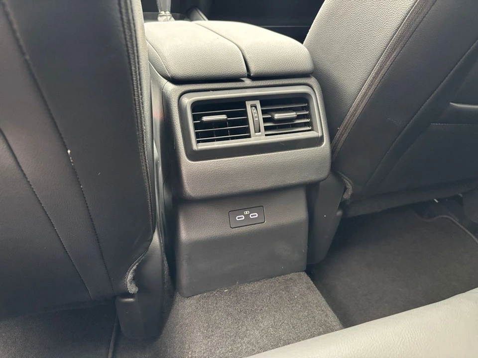 2026 Mazda CX-50 - Image 27 of 31