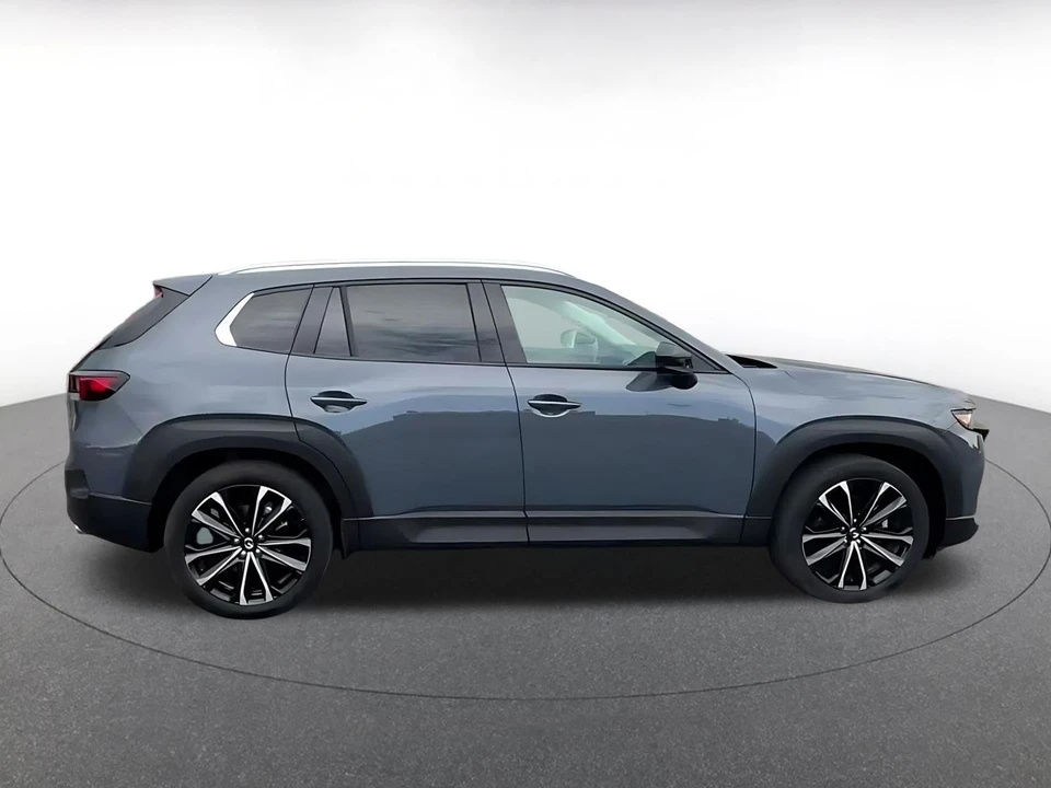 2026 Mazda CX-50 - Image 17 of 31