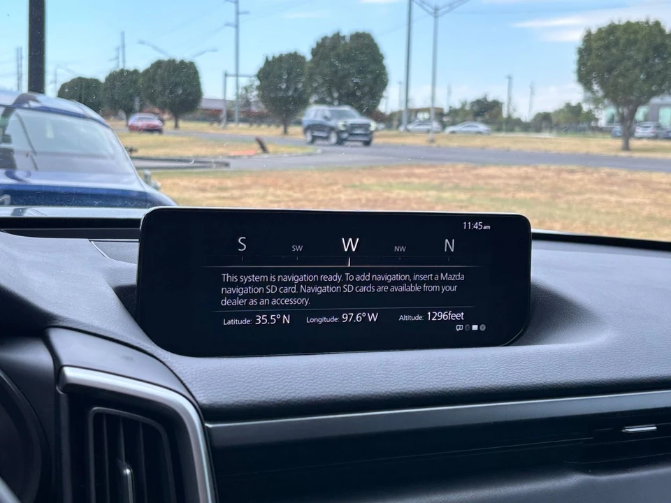 2026 Mazda CX-50 - Image 21 of 31
