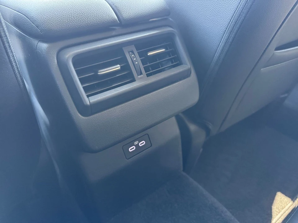 2026 Mazda CX-50 - Image 26 of 31