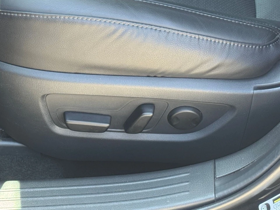 2026 Mazda CX-50 - Image 25 of 31