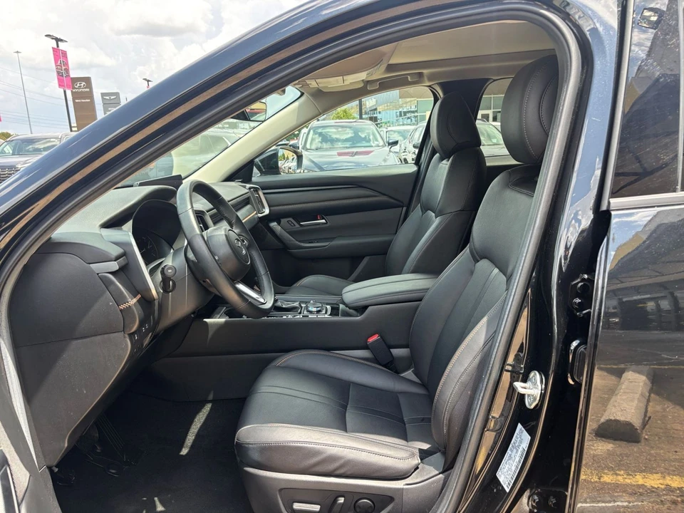 2026 Mazda CX-50 - Image 29 of 31