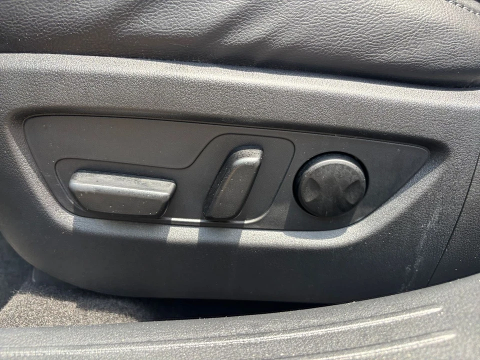 2026 Mazda CX-50 - Image 23 of 31