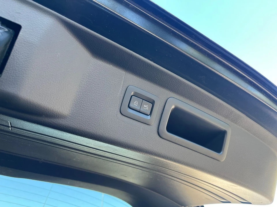 2026 Mazda CX-50 - Image 24 of 31