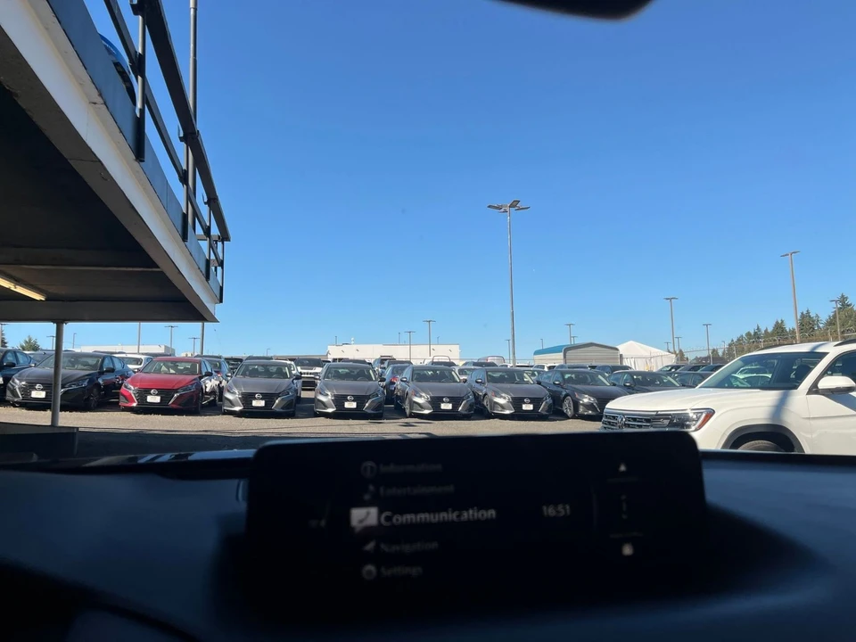 2026 Mazda CX-50 - Image 18 of 31