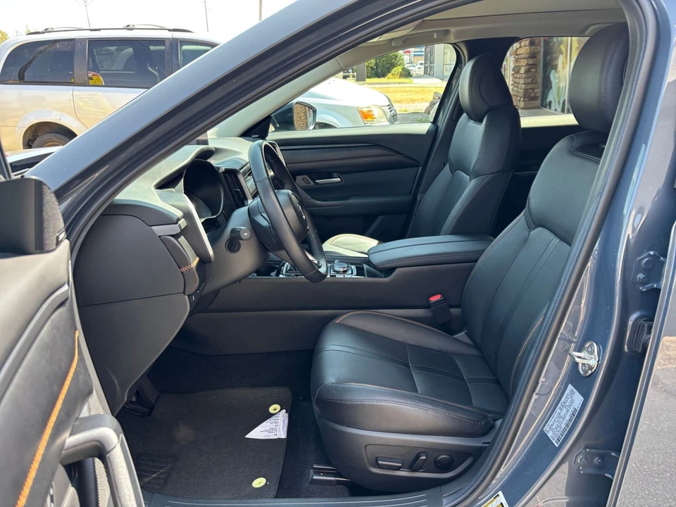 2026 Mazda CX-50 - Image 30 of 31