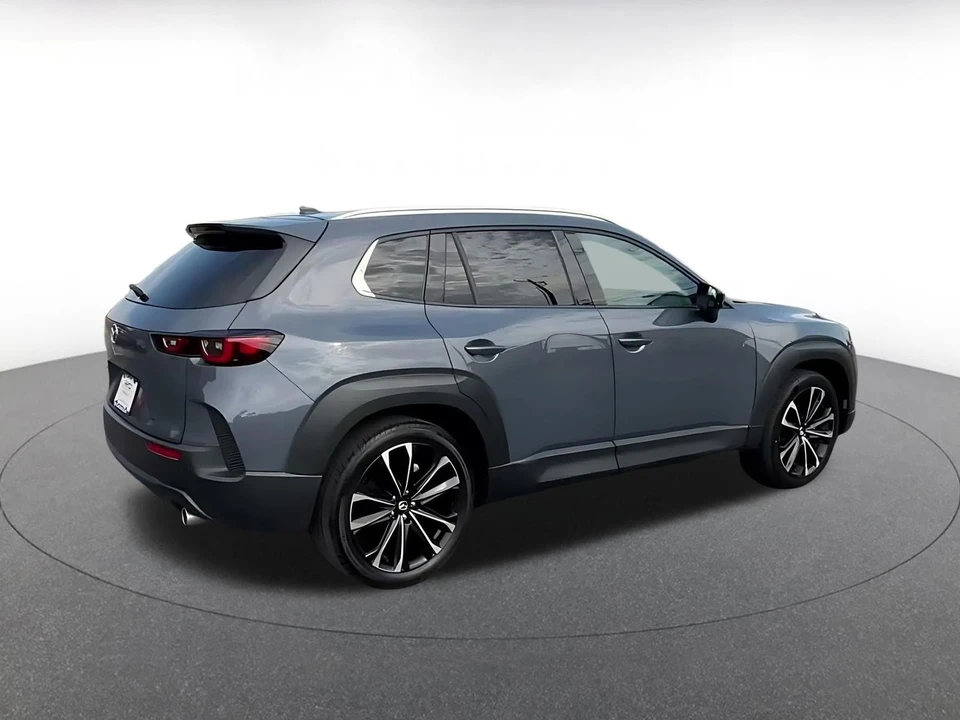 2026 Mazda CX-50 - Image 16 of 31