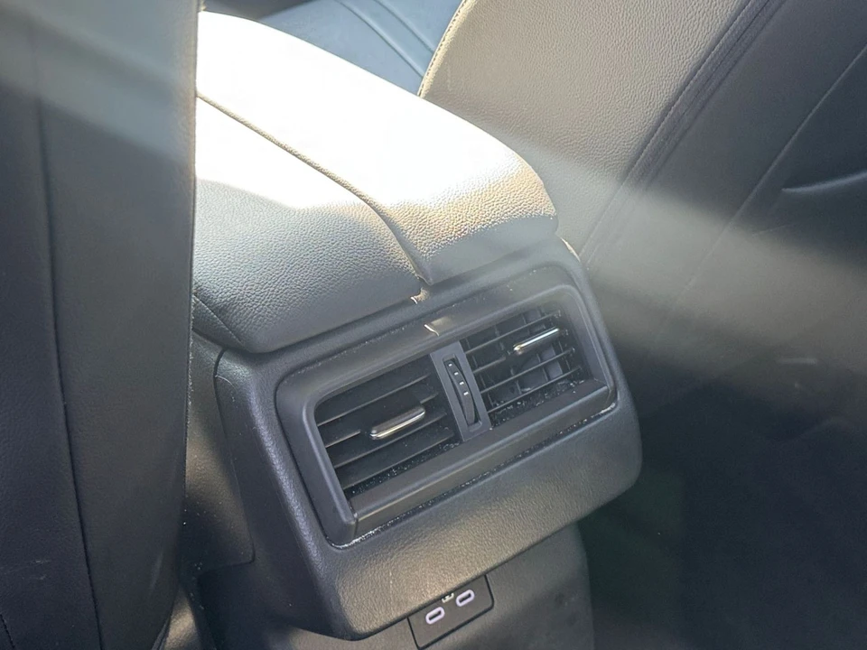 2026 Mazda CX-50 - Image 27 of 31
