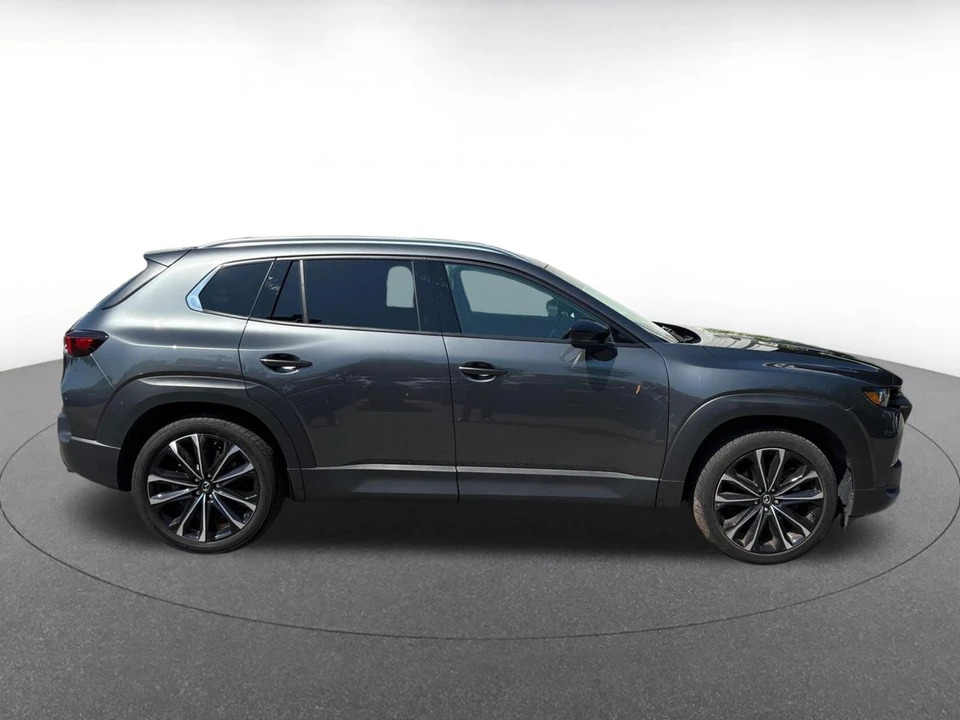 2026 Mazda CX-50 - Image 16 of 31