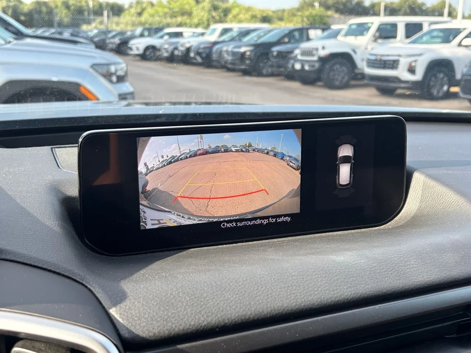 2026 Mazda CX-50 - Image 27 of 31