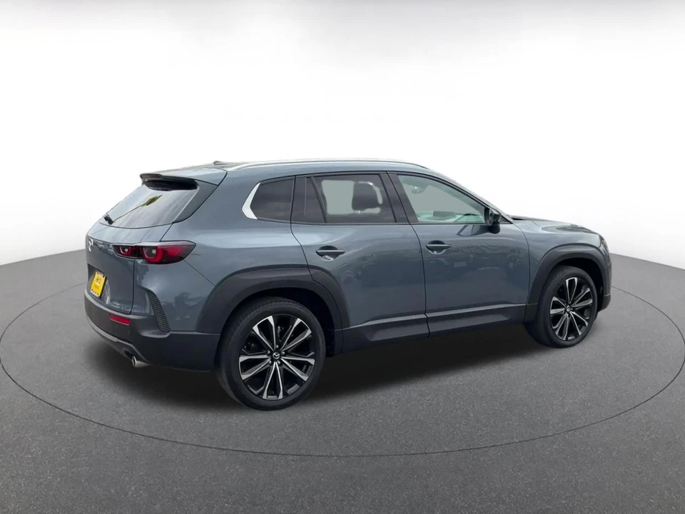 2026 Mazda CX-50 - Image 16 of 31