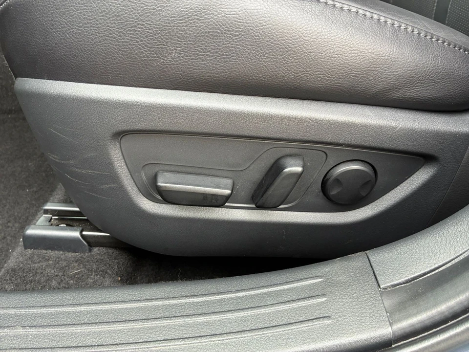 2026 Mazda CX-50 - Image 23 of 31