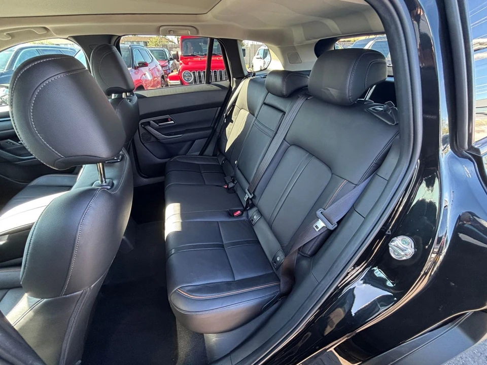 2026 Mazda CX-50 - Image 28 of 31