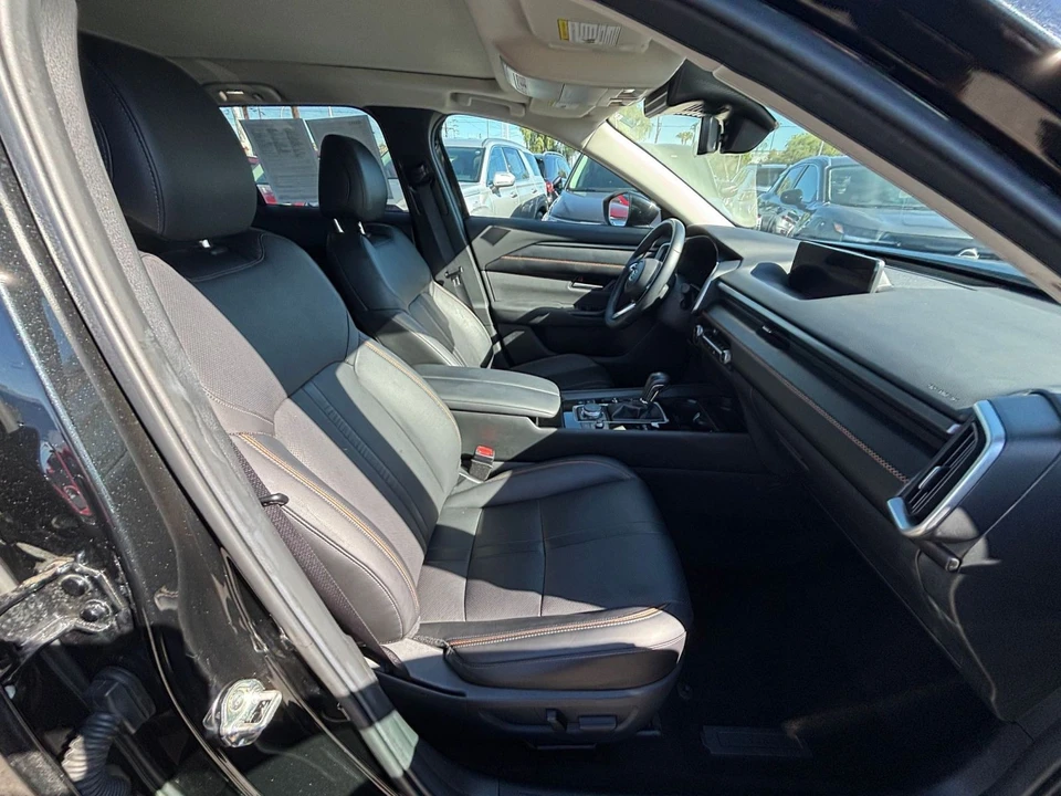 2026 Mazda CX-50 - Image 29 of 31