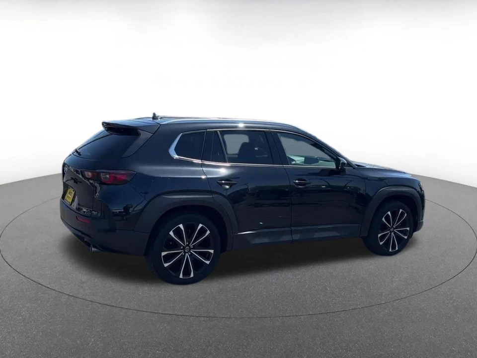 2026 Mazda CX-50 - Image 16 of 31