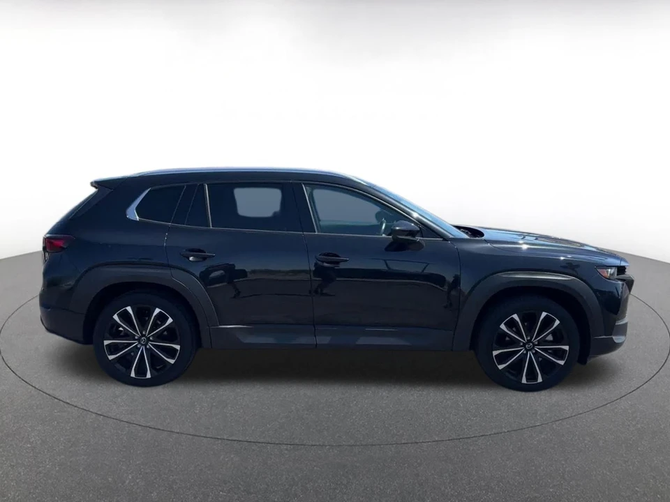 2026 Mazda CX-50 - Image 17 of 31