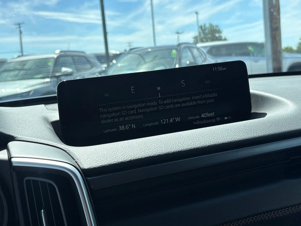 2026 Mazda CX-50 - Image 22 of 31