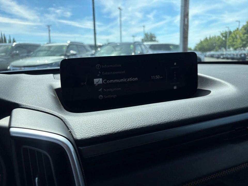 2026 Mazda CX-50 - Image 23 of 31