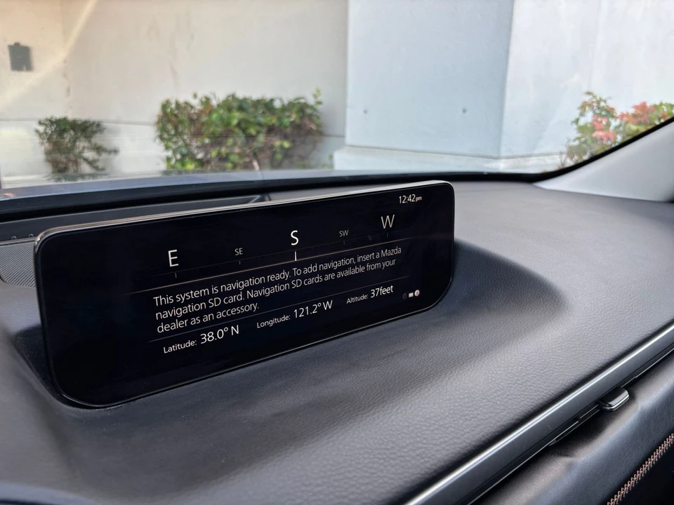2026 Mazda CX-50 - Image 21 of 31