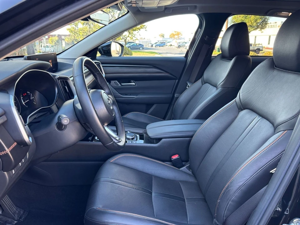 2026 Mazda CX-50 - Image 29 of 31