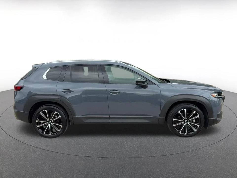 2026 Mazda CX-50 - Image 17 of 31