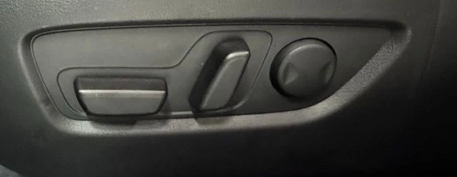 2026 Mazda CX-50 - Image 18 of 21