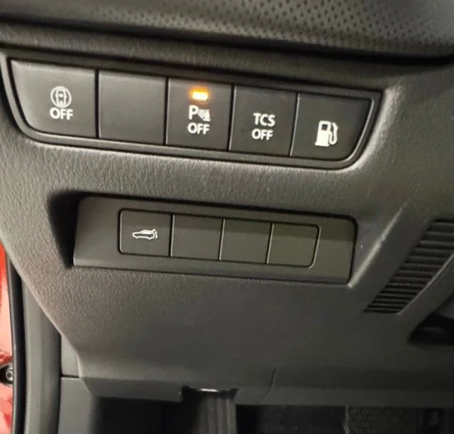 2026 Mazda CX-50 - Image 18 of 21