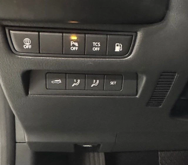 2026 Mazda CX-50 - Image 18 of 22