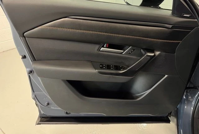 2026 Mazda CX-50 - Image 18 of 23