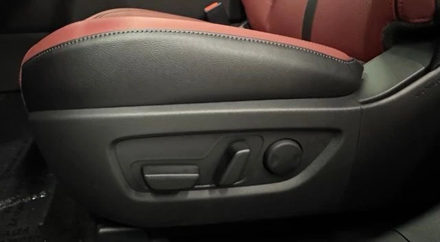 2026 Mazda CX-50 - Image 20 of 24