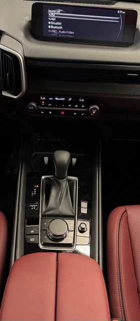 2026 Mazda CX-50 - Image 14 of 24
