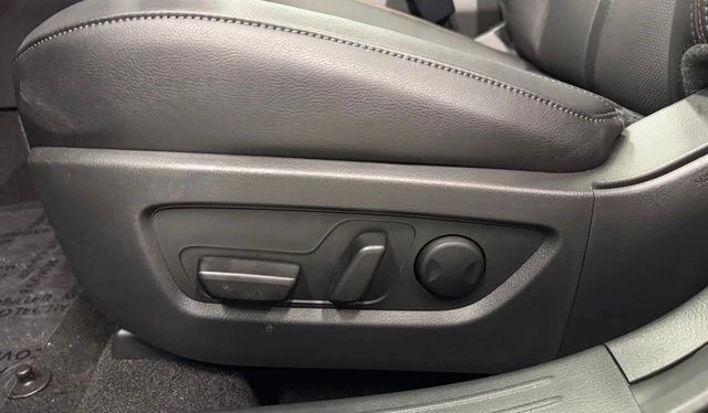 2026 Mazda CX-50 - Image 18 of 22