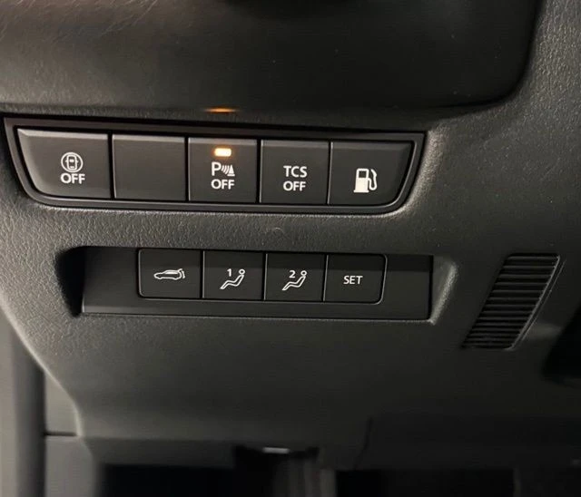 2026 Mazda CX-50 - Image 19 of 22