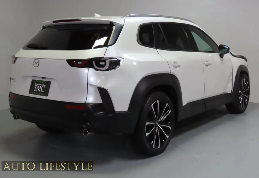 2026 Mazda CX-50 - Image 10 of 31