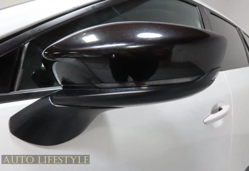 2026 Mazda CX-50 - Image 29 of 31