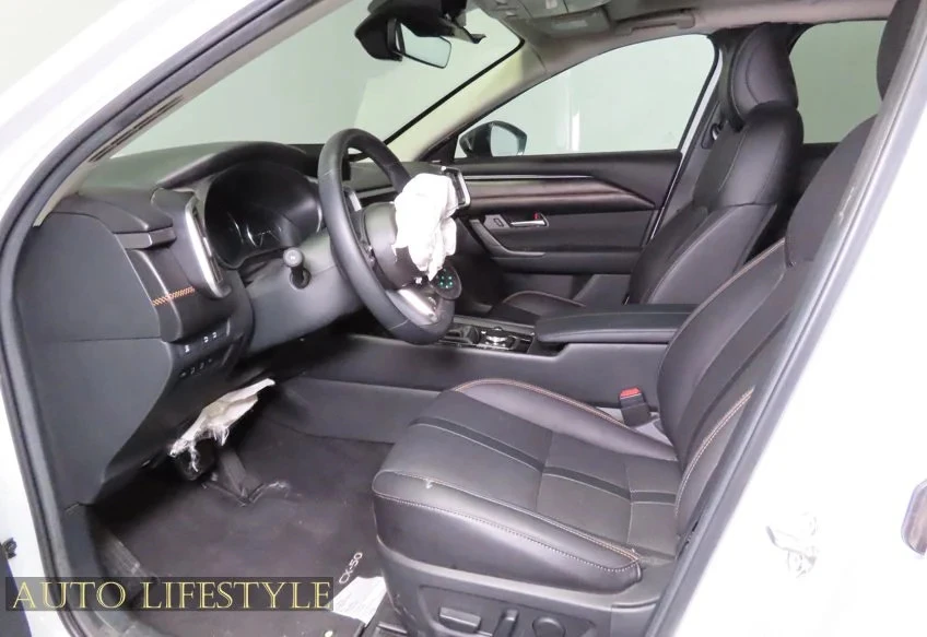2026 Mazda CX-50 - Image 21 of 31