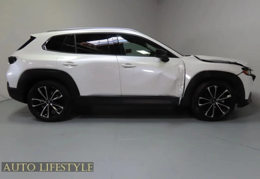 2026 Mazda CX-50 - Image 5 of 31