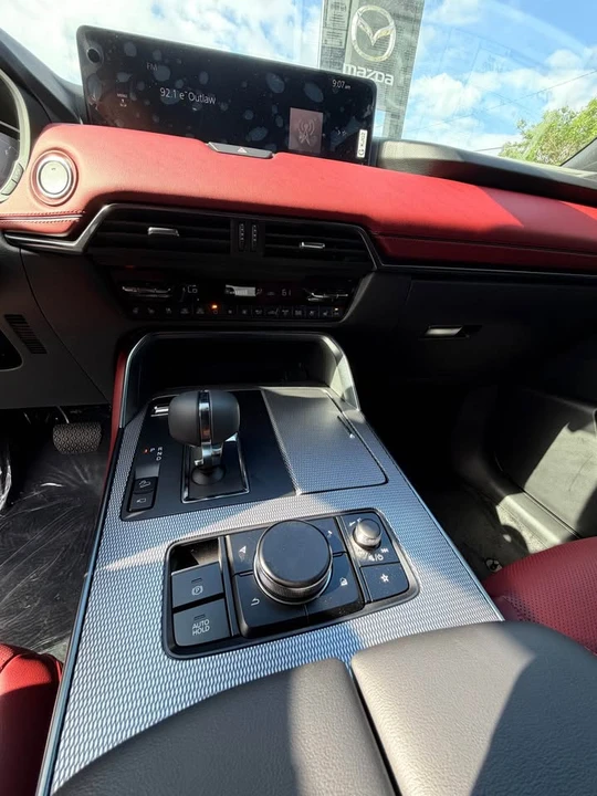 2026 Mazda CX-70 - Image 11 of 15