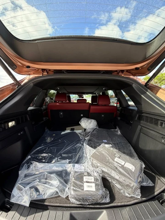2026 Mazda CX-70 - Image 12 of 15